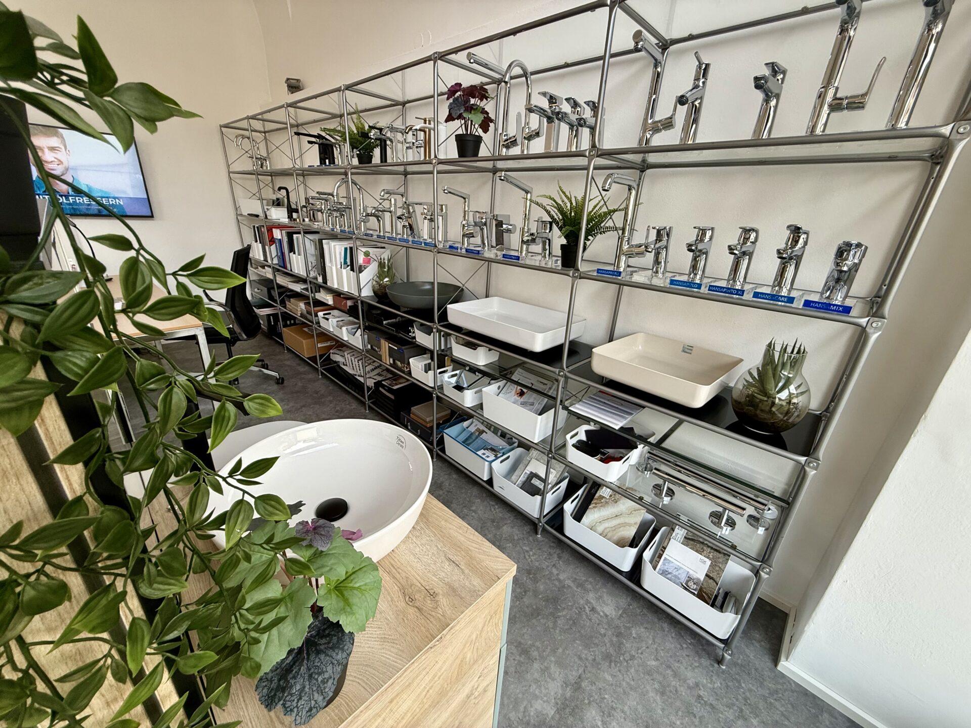 Wasserhähne Badausstellung Flanyek